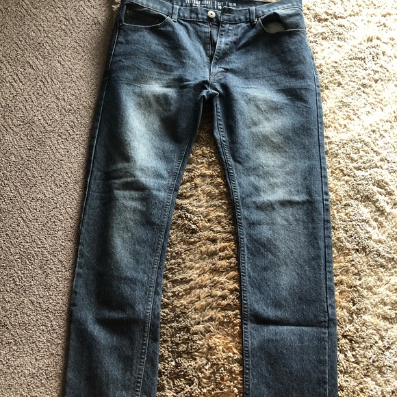 Jeans - Picture 1 of 2